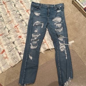 Ripped American eagle skinny jeans